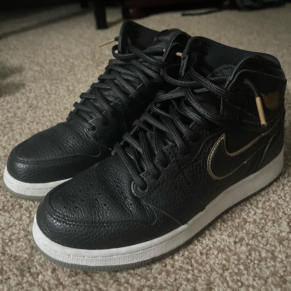 2018
Air Jordan 1 Retro High OG 'City of Flight': Size 8 - Picture 1 of 3